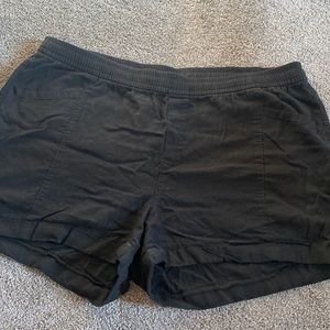 XL black old navy canvas shorts